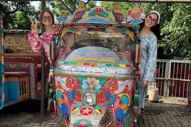 Rangeela Rickshaw ride through the Walled City of Lahore